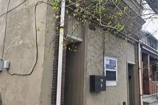 152 E Hamilton St, Allentown City, PA 18109 - Photo 1