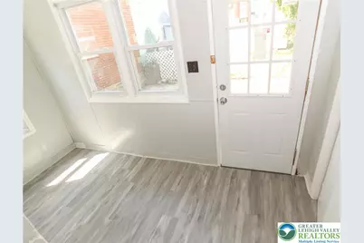1827 Washington Boulevard, Wilson, PA 18042 - Photo 9