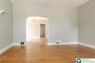 1827 Washington Blvd, Wilson, PA 18042 - Photo 3