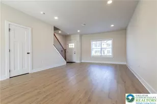 1411 Greenview Dr, Bethlehem City, PA 18018 - Photo 7