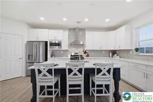 4929 Farrcroft Dr, Plainfield Township, PA 18078 - Photo 5