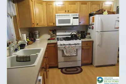 329 W Brookdale Street, Allentown City, PA 18103 - Photo 9