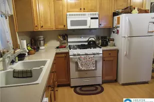 329 W Brookdale St, Allentown City, PA 18103 - Photo 9