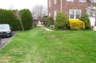 329 W Brookdale St, Allentown City, PA 18103 - Photo 3