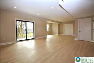 4740 Hillcrest Ln, Whitehall Township, PA 18052 - Photo 17