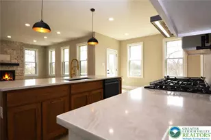 4740 Hillcrest Ln, Whitehall Township, PA 18052 - Photo 11