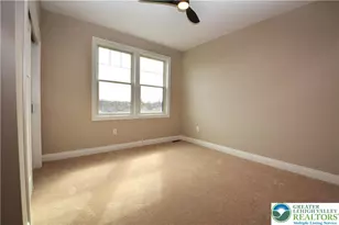 4740 Hillcrest Ln, Whitehall Township, PA 18052 - Photo 23