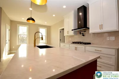 4740 Hillcrest Lane, Whitehall Township, PA 18052 - Photo 7