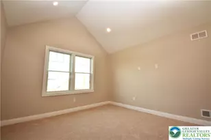 4740 Hillcrest Ln, Whitehall Township, PA 18052 - Photo 21