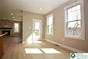 4740 Hillcrest Ln, Whitehall Township, PA 18052 - Photo 13