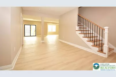 4740 Hillcrest Lane, Whitehall Township, PA 18052 - Photo 13