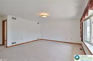 1927 Vintage Rd, Bethlehem Township, PA 18045 - Photo 7