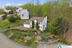 706 Franklin Ct, Middle Smithfield, PA 18302 - Photo 3