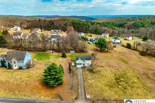 2260 Reo Dr, Chestnuthill Twp, PA 18330 - Photo 35