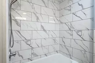 2074 Baker Dr, Allentown City, PA 18103 - Photo 13