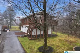 539 Old Stage Rd, Penn Forrest, PA 18210 - Photo 1