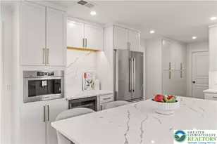 7496 Skytop Ct, Lowhill Township, PA 18069 - Photo 11