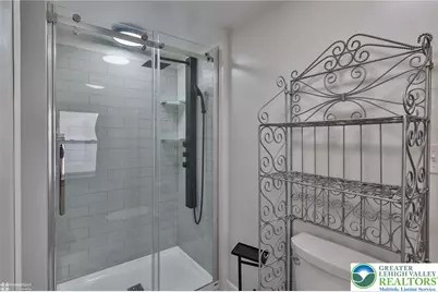 1368 Club Avenue, Allentown City, PA 18109 - Photo 33