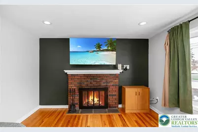 646 Apple Blossom Road, Forks Twp, PA 18040 - Photo 5