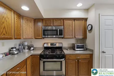 7235 Blushingwood Grove, Stroud Twp, PA 18301 - Photo 17