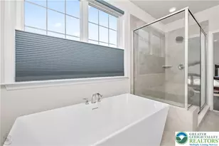 70 Kate Ct, Williams Township, PA 18042 - Photo 13