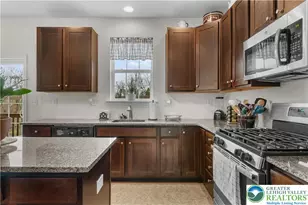 9628 Crescent Ln, Upper Macungie Township, PA 18031 - Photo 17