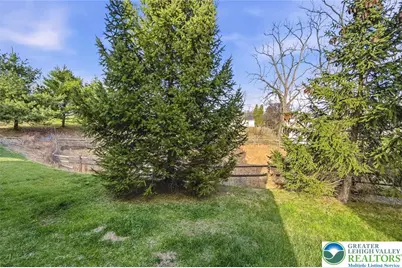 312 Central Park Avenue, Bethlehem City, PA 18018 - Photo 13