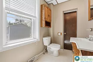 5220 Freemansburg Ave, Easton, PA 18045 - Photo 7