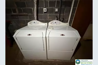 815 Fernhill Lane, Whitehall Township, PA 18052 - Photo 11