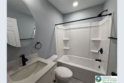 815 Fernhill Lane, Whitehall Township, PA 18052 - Photo 7