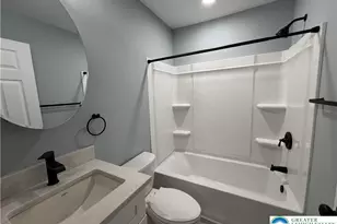 815 Fernhill Ln, Whitehall Township, PA 18052 - Photo 7