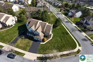 5284 High Vista Dr, South Whitehall Township, PA 18069 - Photo 9