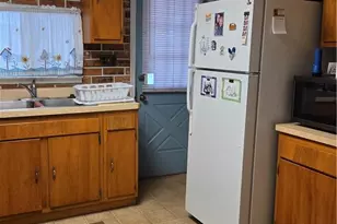 229 N Peach St, Allentown City, PA 18102 - Photo 5