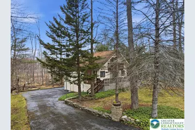 8252 Natures Drive, Tobyhanna, PA 18466 - Photo 3