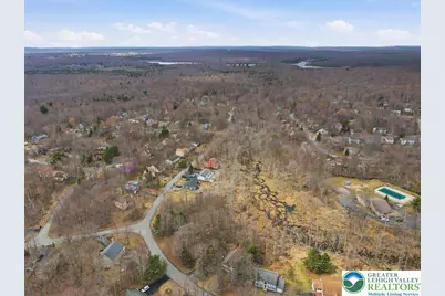 8252 Natures Drive, Tobyhanna, PA 18466 - Photo 25