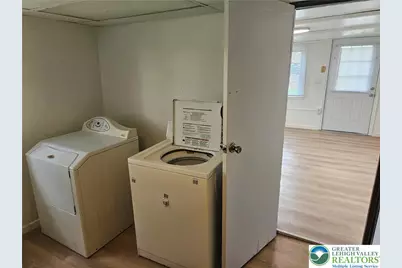 23 W Ruddle, Coaldale, PA 18218 - Photo 9