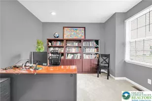 4998 Derby Ln, Bethlehem Township, PA 18020 - Photo 9