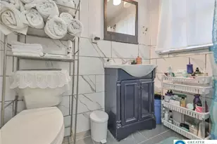 743 Washington St, Easton, PA 18042 - Photo 9