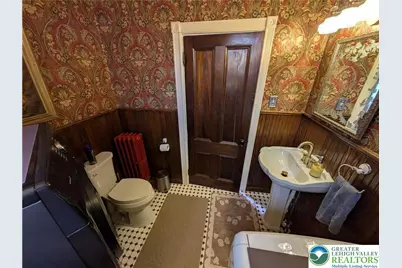 6423 Front Street, Lower Mt Bethel Twp, PA 18013 - Photo 33