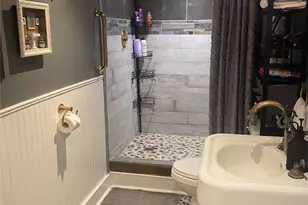 6423 Front St, Lower Mt Bethel Twp, PA 18013 - Photo 69