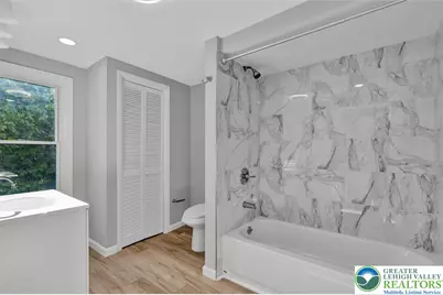 416 W Mountain Avenue, Pen Argyl, PA 18072 - Photo 7