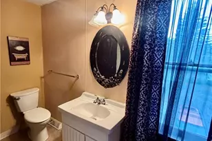 206 Main St, Stockertown Boro, PA 18083 - Photo 9