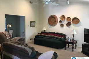 3605 Chalmette Rd, South Whitehall Township, PA 18104 - Photo 9