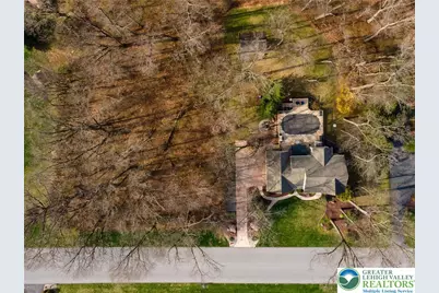 369 Manor Drive, Lower Nazareth Twp, PA 18064 - Photo 15