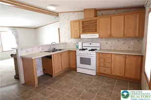 124 Ashley Ln, East Penn Twp, PA 18235 - Photo 11