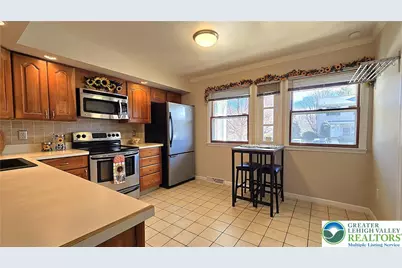 194 Springhouse Road, Allentown City, PA 18104 - Photo 5