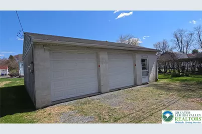 522 Rentzheimer Drive, Hellertown, PA 18055 - Photo 7