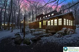 8 Mallard Ct, Clifton Twp, PA 18424 - Photo 5