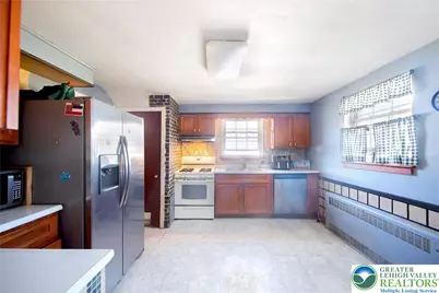 17 N 12th Street, Catasauqua Boro, PA 18032 - Photo 5