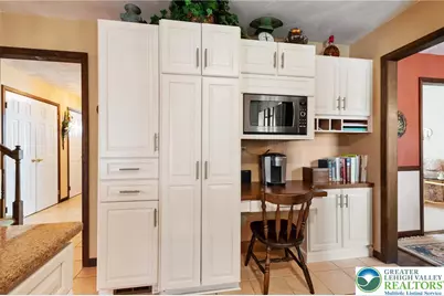 1029 Hawthorn Road, Salisbury Township, PA 18103 - Photo 7